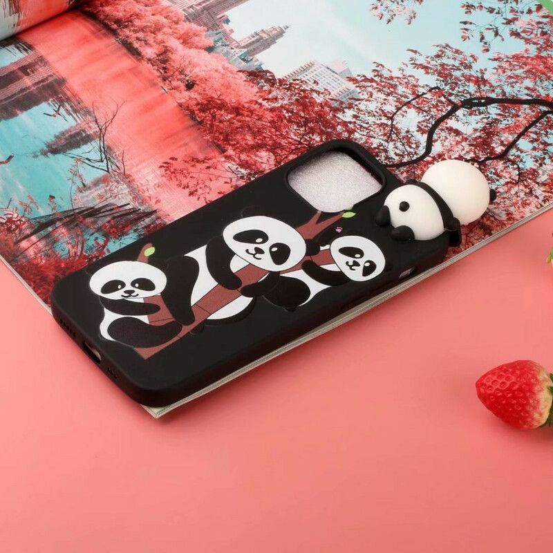 Skal iPhone 13 Pandas On Bamboo 3d